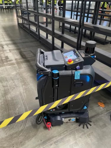 Nilfisk SC25 autonóm robot padlótisztító gép
