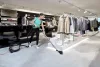 Nilfisk VP930 PRO HEPA S2 kétsebességes prémium szállodai irodai porszívó