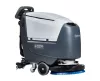 Nilfisk SC500 B FULL PKG önjáró padlótisztító gép + akku + töltő + kefe