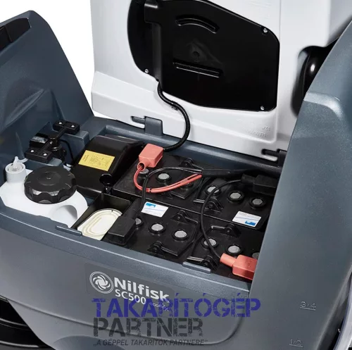 Nilfisk SC500 B FULL PKG önjáró padlótisztító gép + akku + töltő + kefe