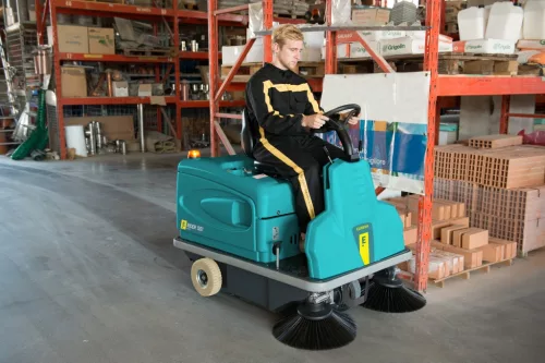 Eureka Rider 1201 EB akkumulátoros seprőgép