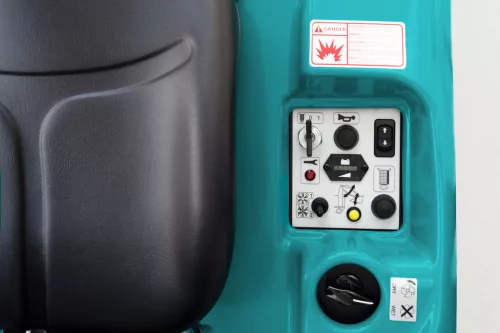 Eureka Rider Lift akkumulátoros seprőgép magas ürítéses szeméttartállyal
